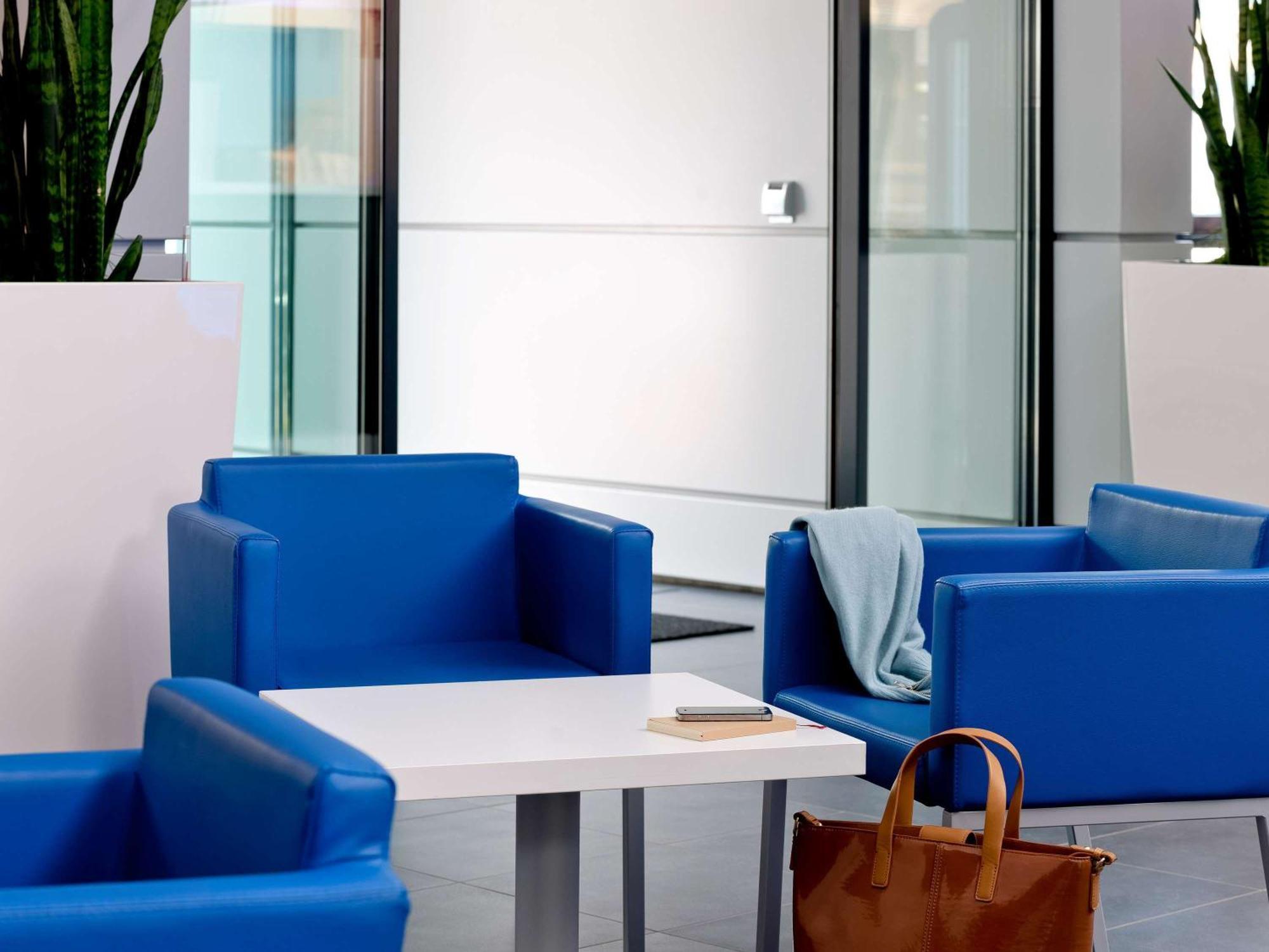 Ibis Budget Loriol เลอปูแซง ภายนอก รูปภาพ