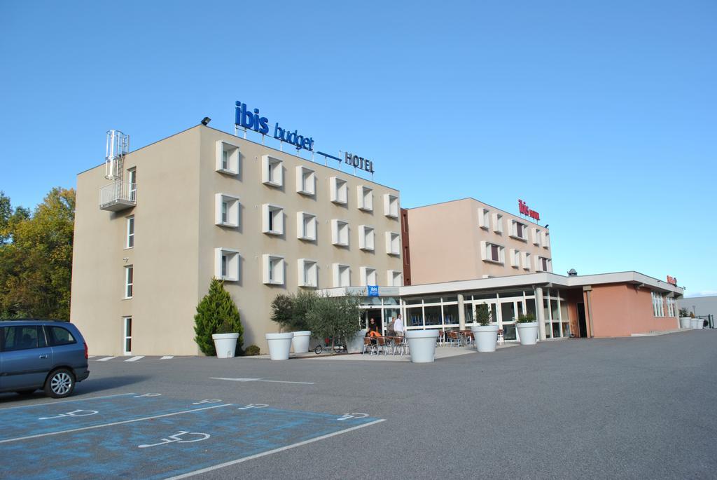 Ibis Budget Loriol เลอปูแซง ภายนอก รูปภาพ