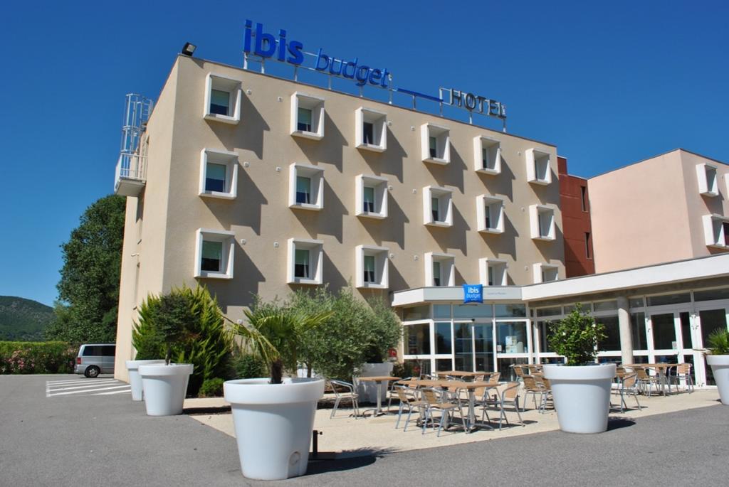 Ibis Budget Loriol เลอปูแซง ภายนอก รูปภาพ